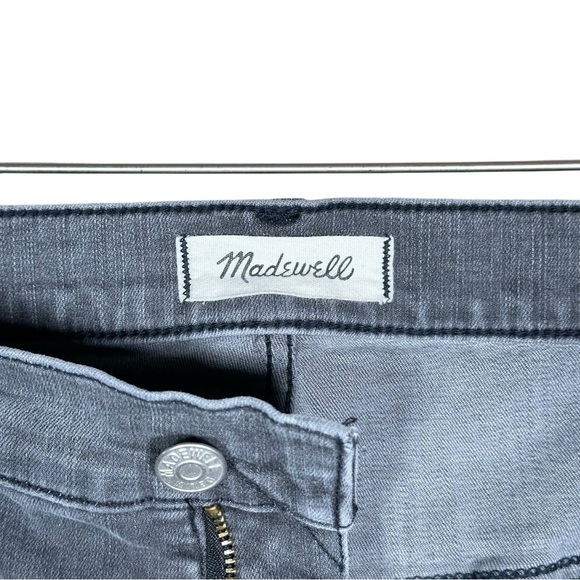 MADEWELL Stovepipe Jeans in Cement Wash: Raw-Hem Edition - Picture 13 of 15